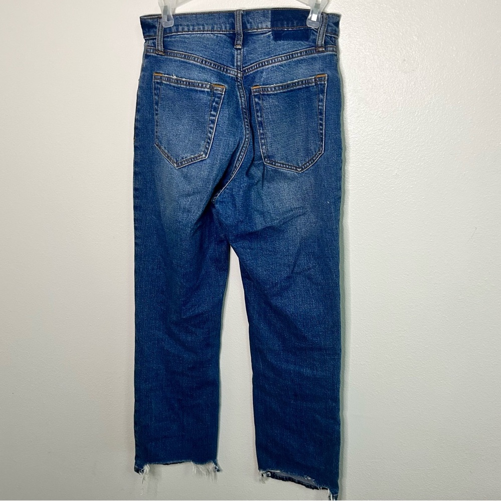 Abercrombie and Fitch Ultra High Rise ankle straight distressed jeans - Picture 5 of 5